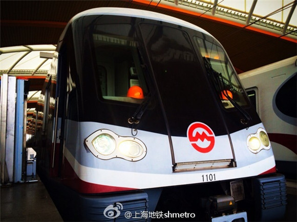 滬迪士尼地鐵列車(chē)不萌 回應(yīng)：是11號(hào)線(xiàn)一部分|圖