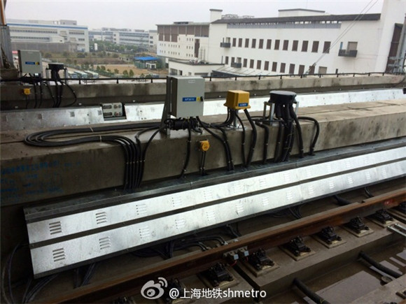 滬迪士尼地鐵列車不萌 回應(yīng)：是11號(hào)線一部分|圖