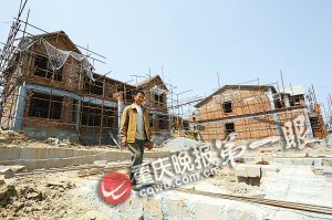 億萬富翁修別墅群贈送鄉(xiāng)鄰 村民嘆“不敢相信”