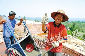 億萬富翁修別墅群贈送鄉(xiāng)鄰 村民嘆“不敢相信”