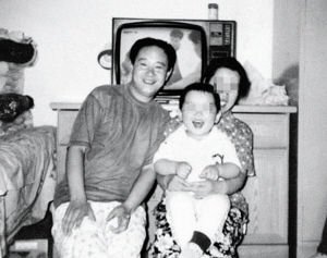 中國(guó)“最后一個(gè)流氓”妻子:我希望他盡早回家