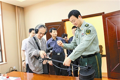 揭秘武警排爆手：每次執(zhí)行任務前都寫好遺書(圖)