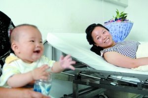 杭州女子接墜樓女童續(xù)：今日將被授見(jiàn)義勇為獎(jiǎng)
