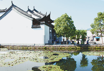 江西婺源景區(qū)“閉門攔客”:分紅之爭困擾“最美鄉(xiāng)村”