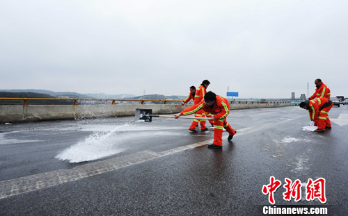 南方低溫雨雪天氣持續(xù) 專(zhuān)家稱(chēng)不會(huì)導(dǎo)致大范圍凍災(zāi)