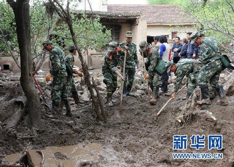 甘肅岷縣雹洪 災害因山區(qū)復雜地形加重(圖)