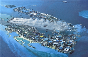 馬爾代夫“天堂島”淪為垃圾場 每天要焚燒330噸廢物