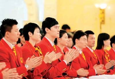 2012這一年不簡單：再回首，你會想起誰？