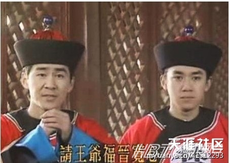 意想不到的大明星龍?zhí)渍?/></a></p>

<p><span>　　蔣勤勤曾是瓊瑤女郎，其實(shí)陳建斌也曾是瓊瑤男郎，縱然只是一個(gè)醬油。右為王學(xué)兵。</span></p>
</p>
</div>
</div>

<div   class=