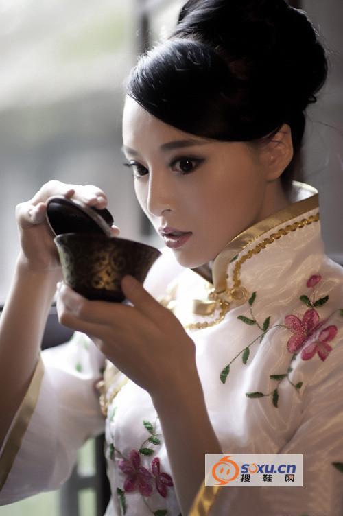 駱琦牽手成功 盤(pán)點(diǎn)《非誠(chéng)勿擾》女神級(jí)女嘉賓