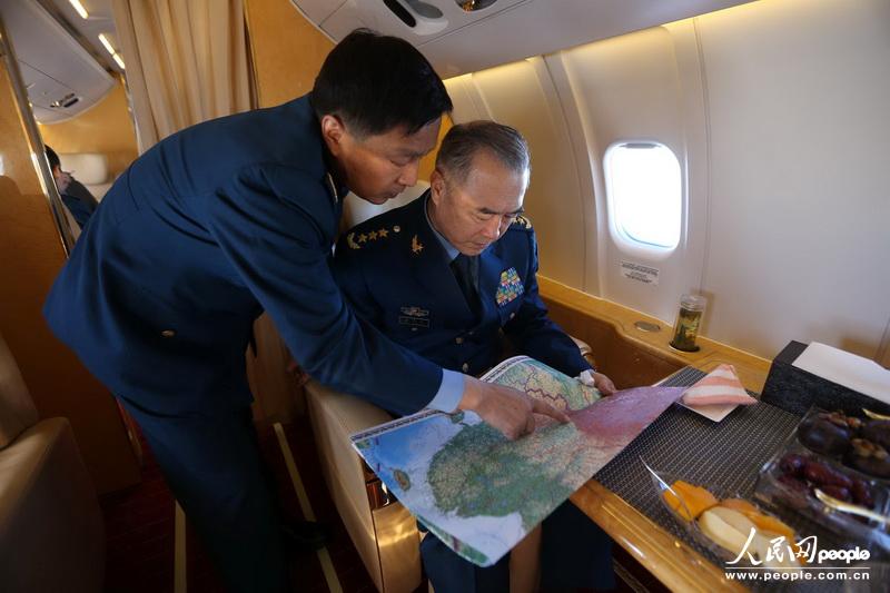空軍馬曉天司令員飛赴四川指揮抗震救災(zāi)