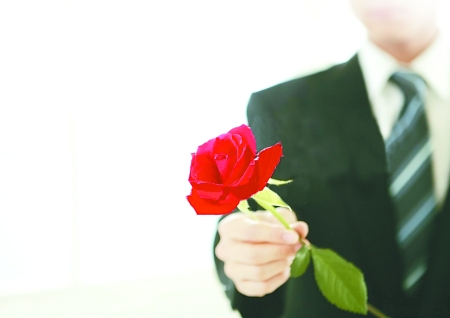 從60后到90后 如何向愛的人表白?四代人不同方式