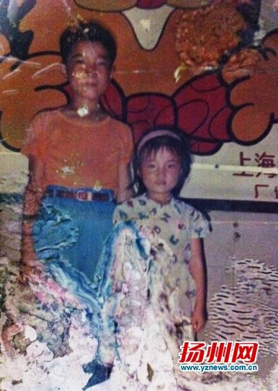 男子打工17年供妹上學(xué) “復(fù)旦妹”棄高薪為兄治病
