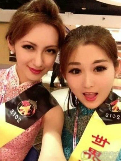 北大?；▽W(xué)歷造假遭圍觀 豪車生活照曝光(圖)