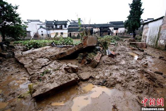 六月份暴雨已致中國79人遇難千萬人受災