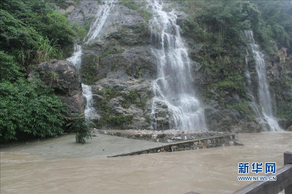 北川“5·12”地震遺址因暴雨淹沒