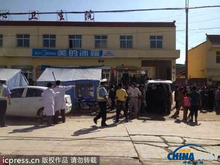 高清組圖：岷縣地震余震不斷致房屋倒塌嚴(yán)重