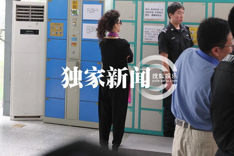 李某案舉行庭前會(huì)議夢(mèng)鴿現(xiàn)身 被告本人將出席