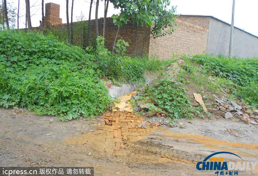 河北：村民舉報企業(yè)排污 環(huán)保副局長拍案“滾出去”
