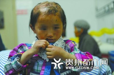 貴州針扎縫嘴虐女案續(xù)：涉案父親獲刑1年6個(gè)月