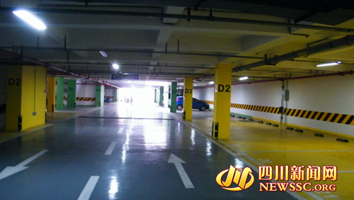 四川一樓盤租停車位交70年費 業(yè)主:活不了那么久