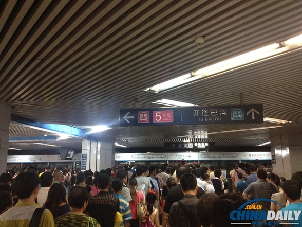 地鐵十號(hào)線故障連發(fā) 相關(guān)負(fù)責(zé)人稱影響不大