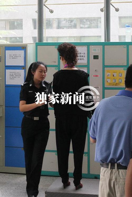 李某某律師報(bào)警：頻接騷擾電話 遭死亡威脅