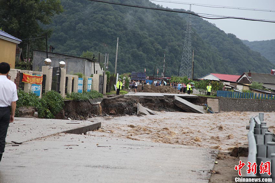 吉林暴雨多地出現(xiàn)水災已致11人遇難
