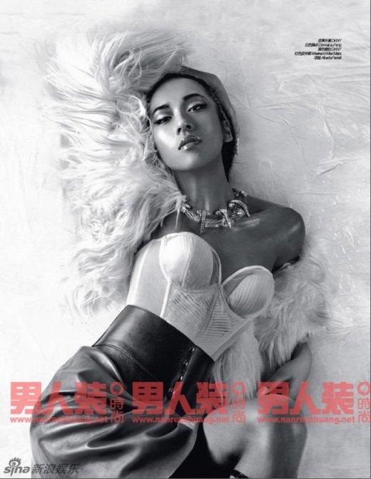 南笙妹妹變欲女惹爭議 圖揭女星重口味《男人裝》封面