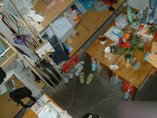 男生被分女宿舍引嫉妒羨慕恨 揭女生寢室私密事(組圖)