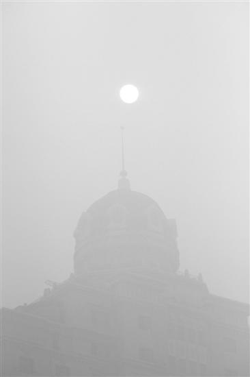 東北地區(qū)霧霾籠罩 黑吉遼分別發(fā)布大霧預警