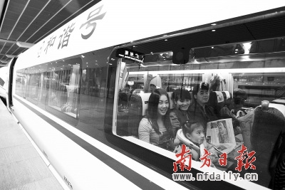 廣鐵25日發(fā)送旅客112萬(wàn)人 創(chuàng)春運(yùn)新高