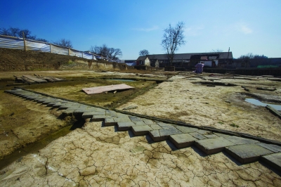 南京門西地區(qū)發(fā)現(xiàn)古建筑遺址或?yàn)槔畎自?shī)中的鳳凰臺(tái)