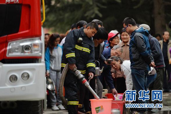 超標前水質(zhì)如何 油污從何而來　飲水如何保安全——解讀蘭州自來水苯超標事件三大焦點