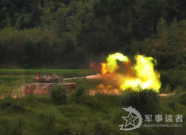 解放軍三軍多項(xiàng)演練 新型主戰(zhàn)裝備全部首發(fā)命中