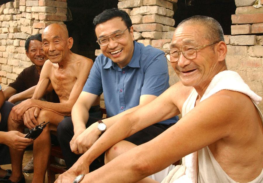 “萬事民為先”——記中共中央政治局常委李克強(qiáng)