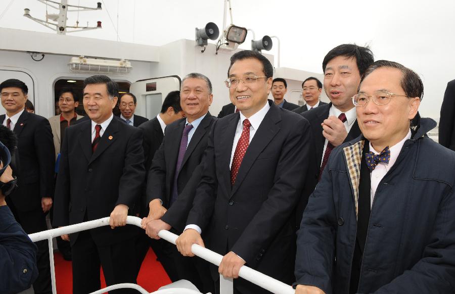 “萬(wàn)事民為先”——記中共中央政治局常委李克強(qiáng)