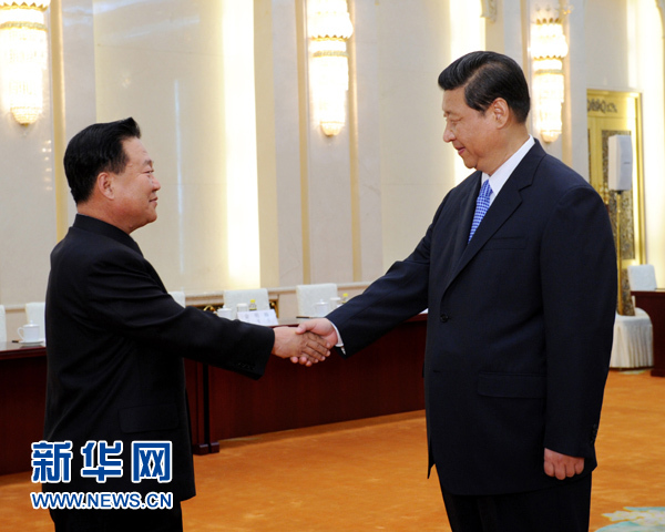 習(xí)近平會(huì)見金正恩特使崔龍海