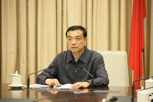 李克強(qiáng)召開關(guān)于德惠市特別重大火災(zāi)事故視頻會(huì)議