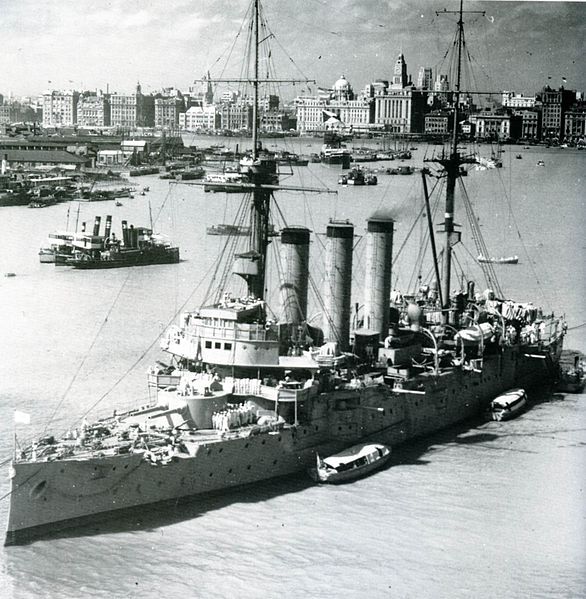 日準(zhǔn)航母“出云號”下水 艦名原為侵華日軍旗艦所用(組圖)