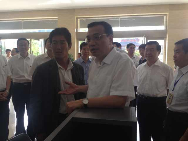 李克強(qiáng)：農(nóng)民是衣食父母