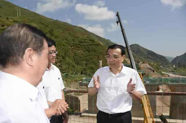 李克強(qiáng)：西部發(fā)展是中國(guó)最大的回旋余地之所在