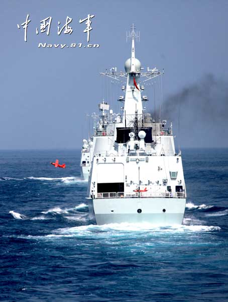高清：中國海軍亮劍南海 各式武器開火猛攻
