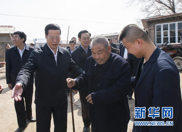 中共中央政治局常委到第二批黨的群眾路線教育實(shí)踐活動(dòng)聯(lián)系點(diǎn)調(diào)研指導(dǎo)工作