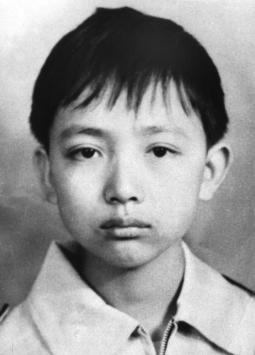 太原東倉(cāng)巷賴(lài)寧雕像