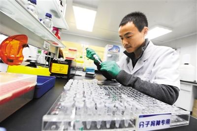 深圳戰(zhàn)略性新興產(chǎn)業(yè)爆發(fā)式增長(zhǎng) 規(guī)模邁向1.5萬(wàn)億