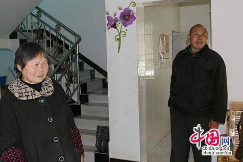 最好的祭奠——建設(shè)一個(gè)美好的新汶川(組圖)