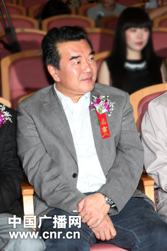 電影《郭明義》主題歌首發(fā)儀式舉行 孫楠現(xiàn)場演繹