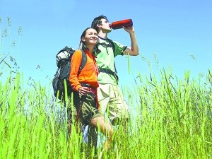 踏青出游需防六個(gè)風(fēng)險(xiǎn)點(diǎn)：餐飲衛(wèi)生、住宿簡陋