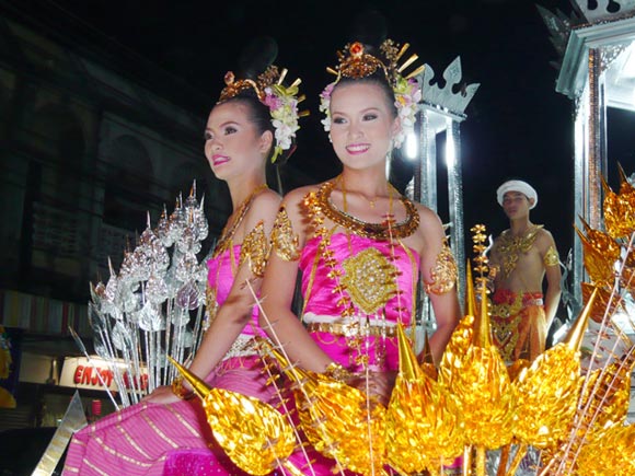探秘泰國真正的“美人窩” 都是大美女(組圖)